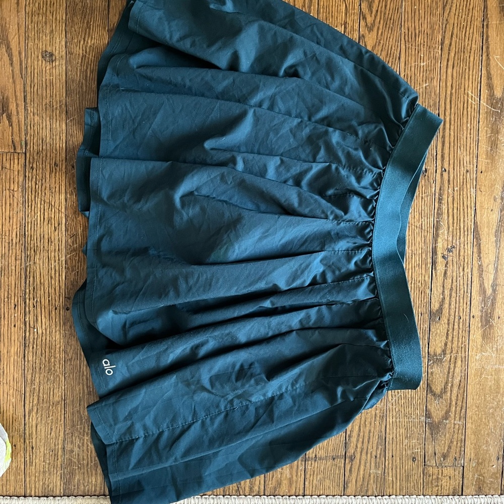 ALO Yoga Women's Dark Green Tennis Skirt